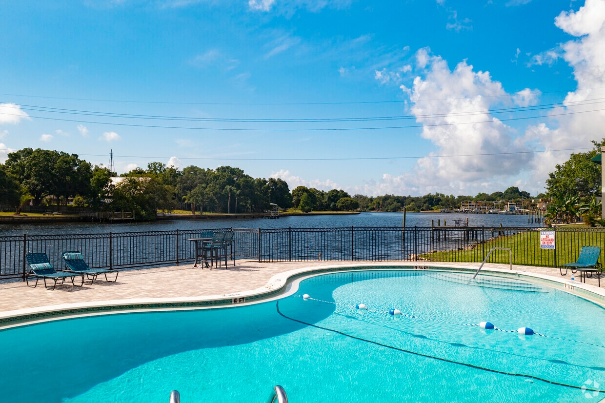 The Residences at Soho Apartments 4009 N Howard Ave Tampa, FL