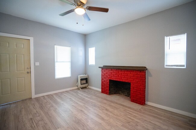 Foto del edificio - Beautiful 2 Bed 1 Bath Home in El Reno!