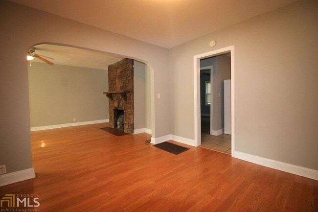 Building Photo - 1531 Metropolitan Pkwy SW