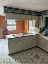 Building Photo - 108 Pinewoods Trail