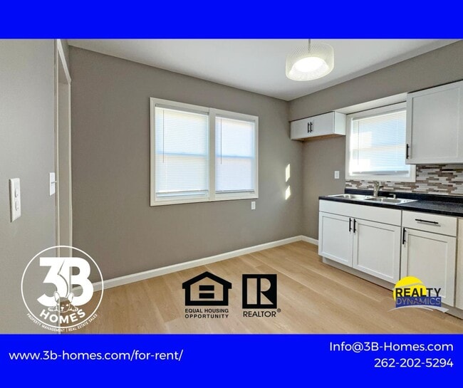 Building Photo - 4924 N 22nd St