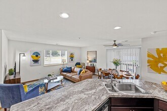 Building Photo - Saddle Brook