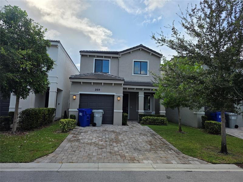 Foto principal - 269 NW 36th Ave