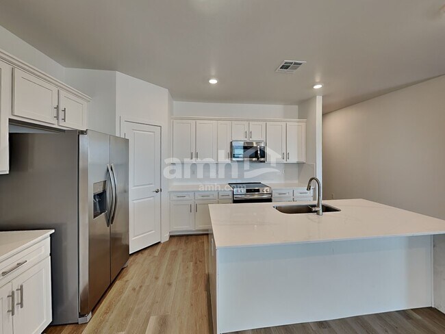 Foto del edificio - 12246 Thunder Creek Pky