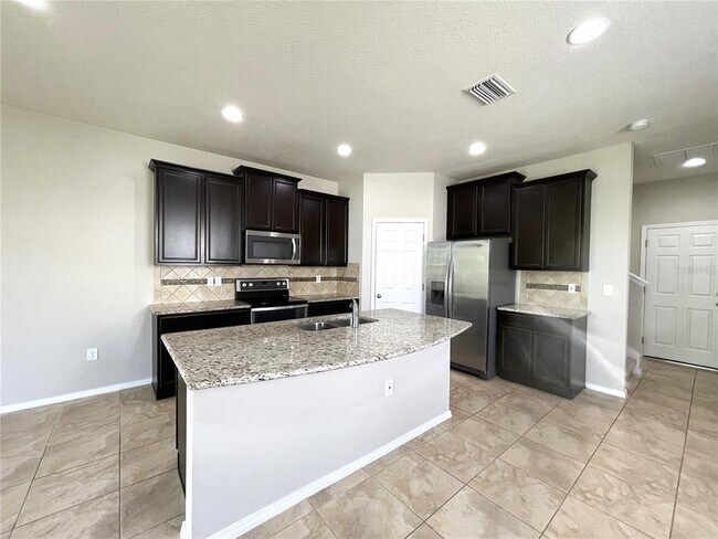 Foto del edificio - 8751 Turnstone Haven Pl