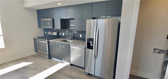 Foto del edificio - 1800 E 4th St