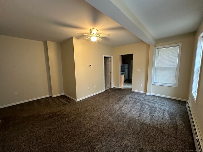 Foto del edificio - 702 Howe Ave
