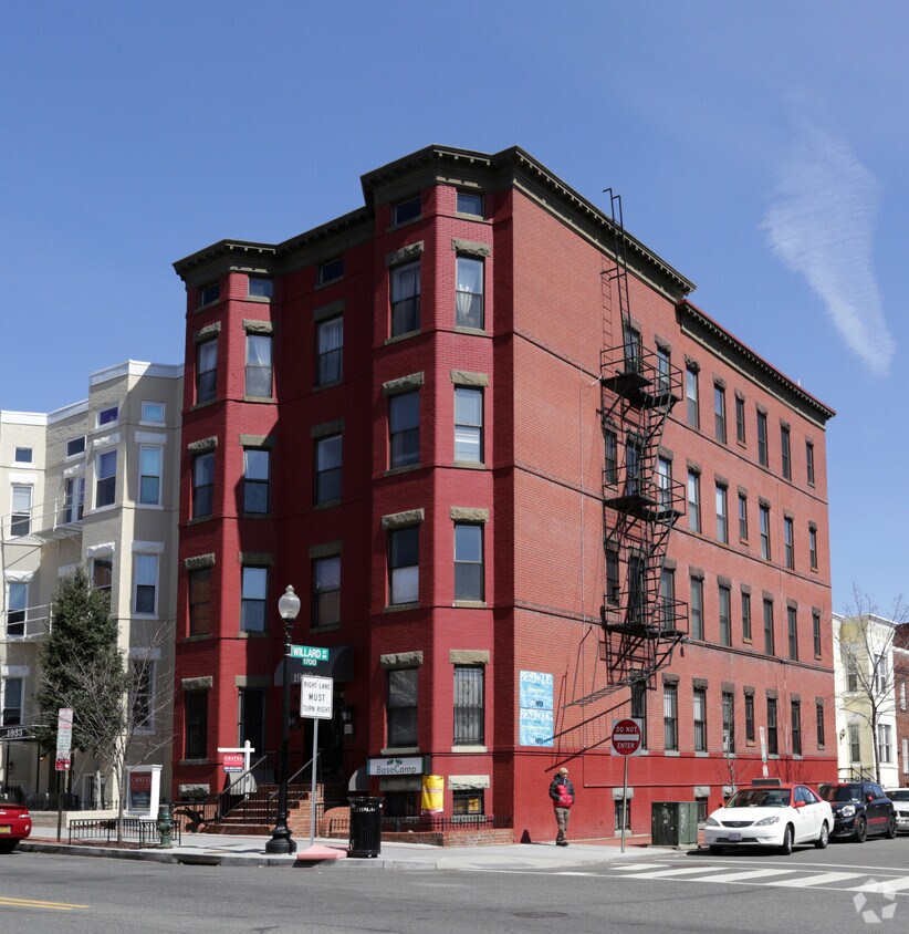 Foto principal - 1929 18th St NW