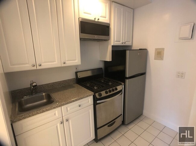 Foto del edificio - WEST 13 STREET