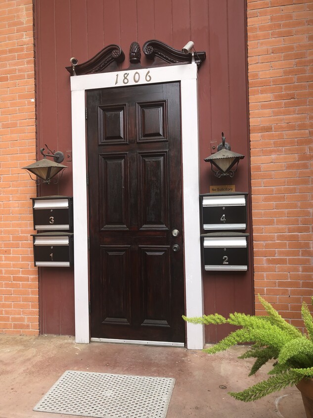 Bldg. Front Door - 1806 Banks St