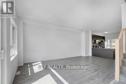 Building Photo - 51 Sparrow Ave