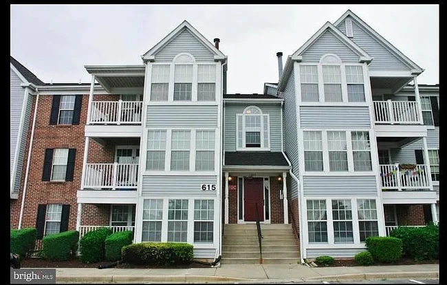 Building Photo - 615 Himes Ave