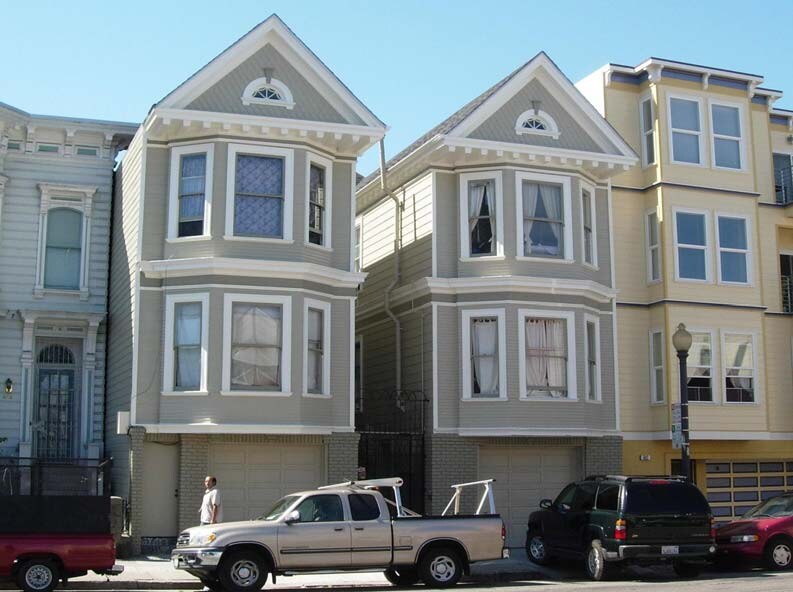 Primary Photo - 668-672A Capp St