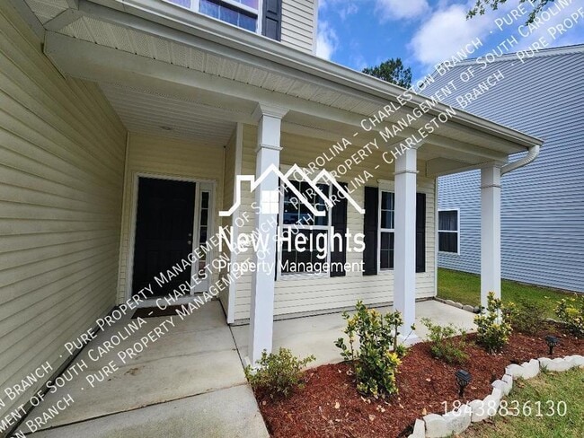 Building Photo - 4 Bd Home with an Enthralling Pond View!!