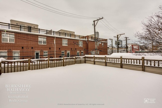Building Photo - 1506 W Wilson Ave