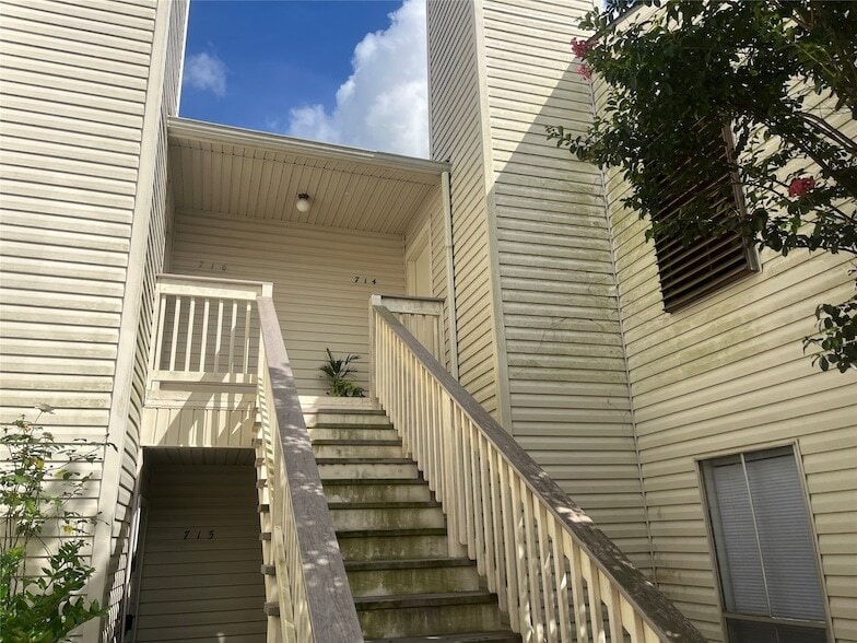 Building Photo - 7600 Emmett F Lowry Expy