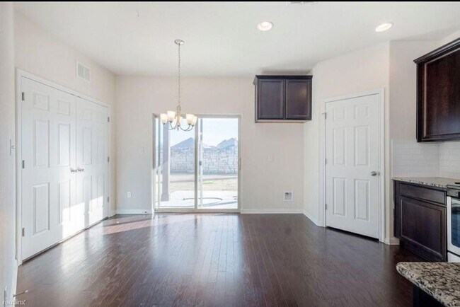 Foto del edificio - 1401 Little Elm Trail