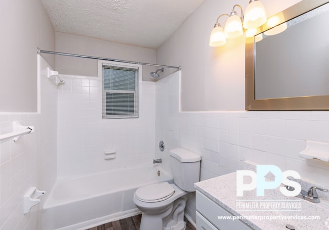 Building Photo - 1204 Veterans Memorial Hwy SW