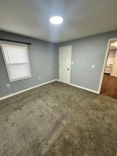 Building Photo - 3308 W Rock Falls Rd