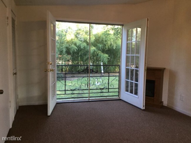 Foto del edificio - 1 br, 1 bath House - 10220 Marsh Ln