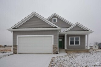 Building Photo - 5447 Rowling Dr