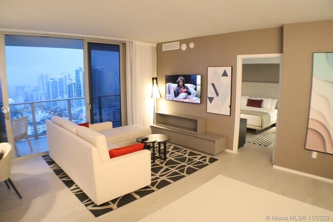 Building Photo - 4010 S Ocean Dr