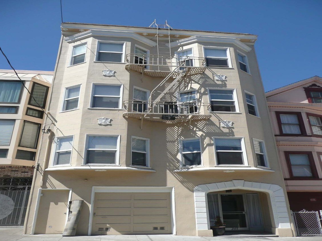 Primary Photo - 245 11th Ave