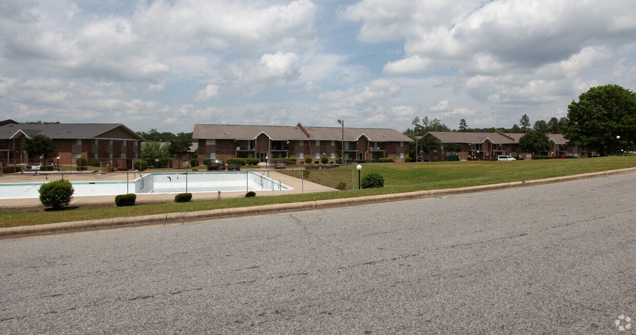 ReNew Durham Apartments in Durham, NC