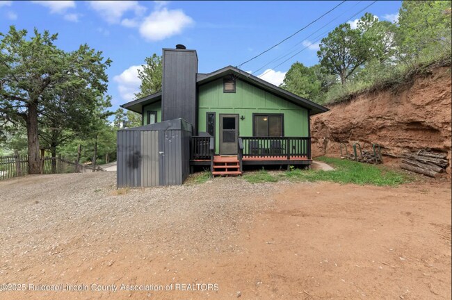 Building Photo - 119 Chaparral Dr