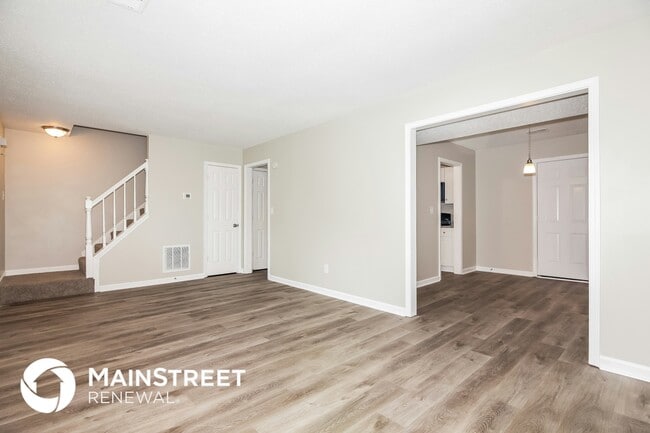 Building Photo - 5454 Northcut Dr
