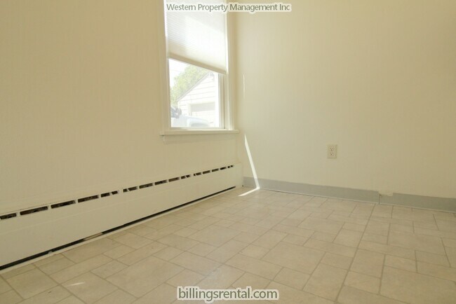 Comedor - 711 Avenue B