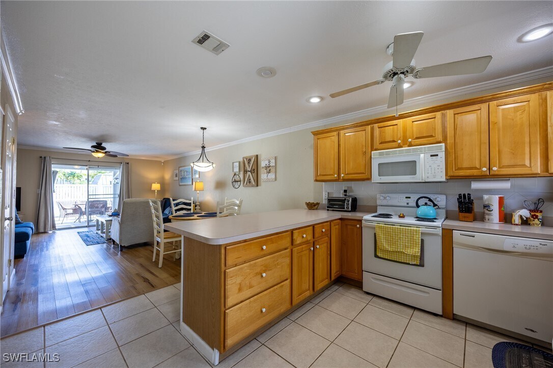 Foto principal - 6777 Winkler Rd