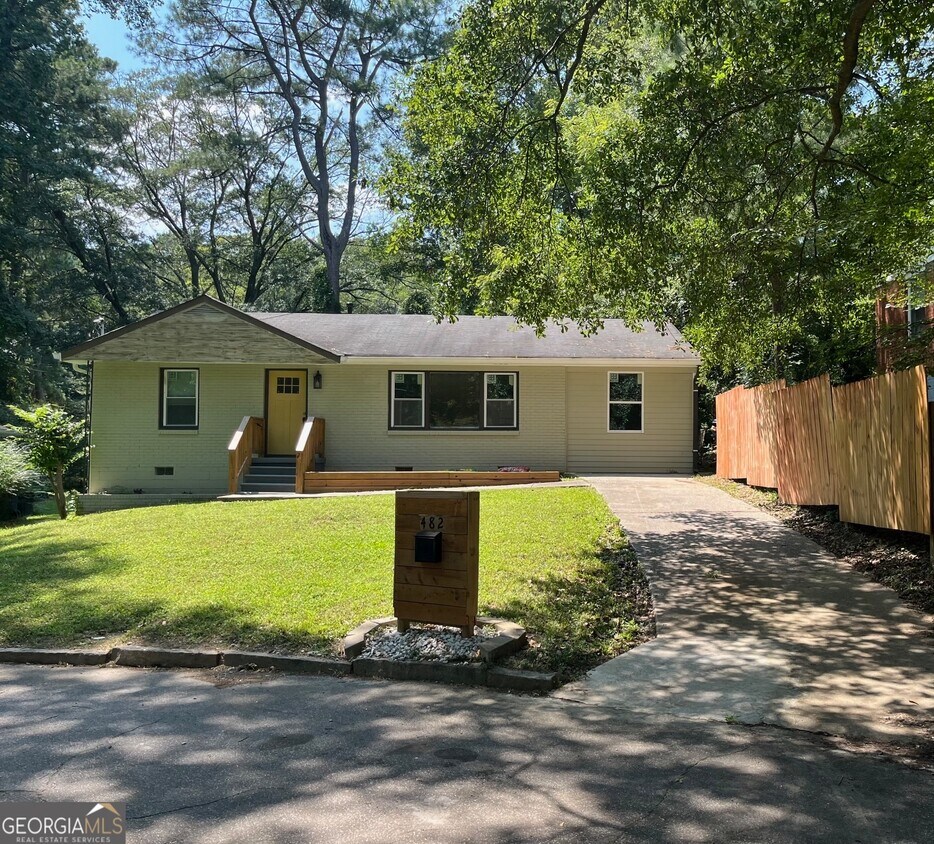 Primary Photo - 482 Park Valley Dr NW