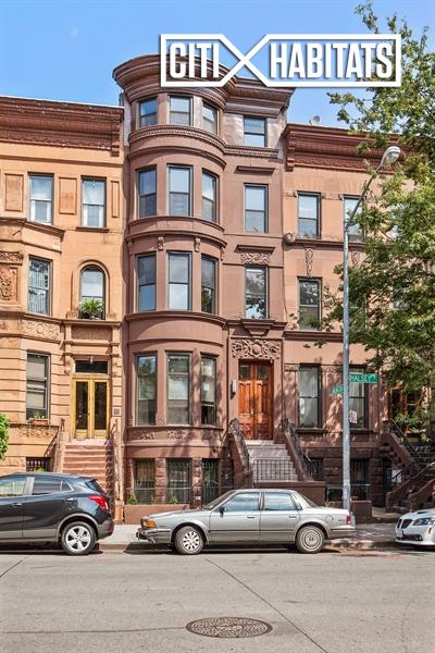 Building Photo - 57 Halsey St