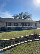 Building Photo - 5057 Pennington Ln