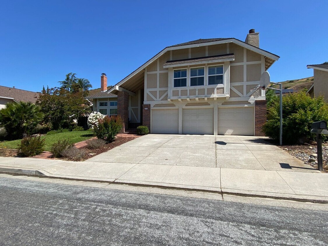 Foto principal - ALMADEN VALLEY - Sharp home with 4 large b...