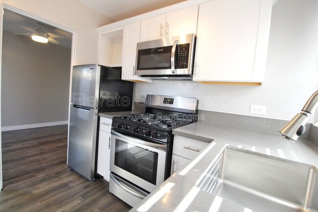 Foto del edificio - 4687 Hamilton St