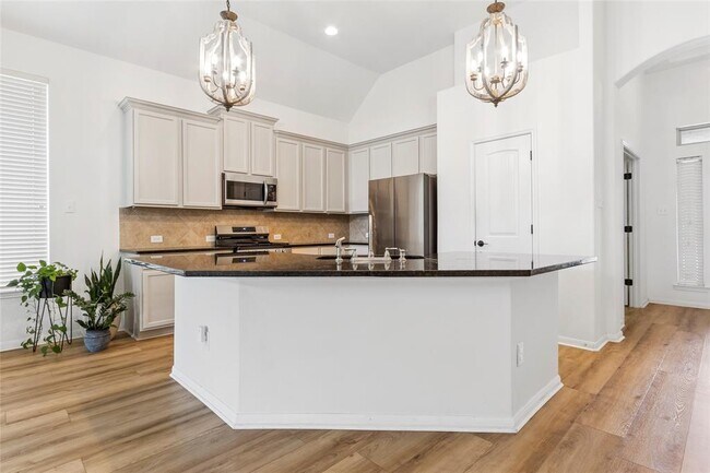 Foto del edificio - 9427 Harmony Lake Ln