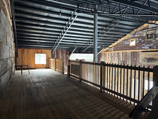 Building Photo - 2353 TN-107