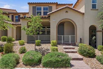 Building Photo - 2879 Cabrillo Terrace St
