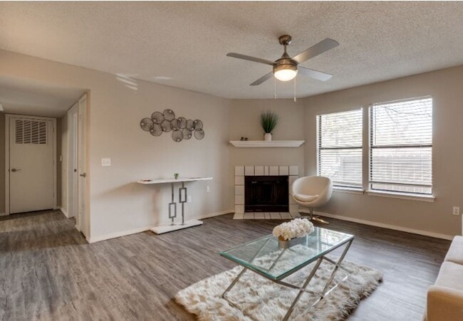Interior Photo - 12th and Renaissance Apartments