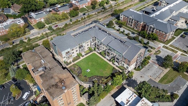 Building Photo - 16800 Van Aken Blvd
