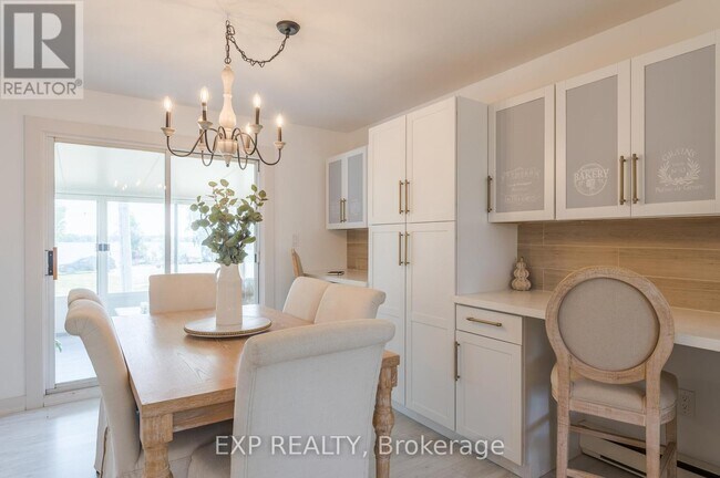 Photo du bâtiment - 150 Bayview Dr