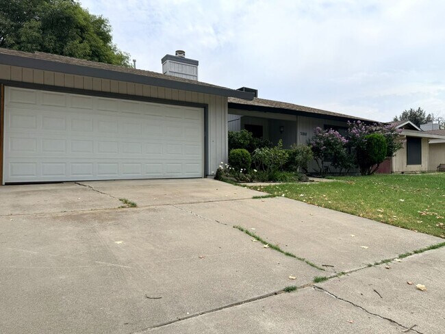 Foto del edificio - 3180 Austin Ave