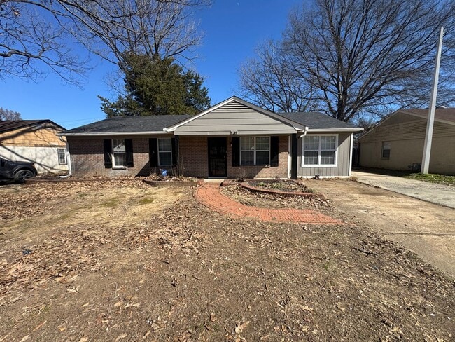 Photo - 6360 Greenbriar Dr House