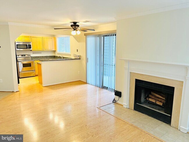 Building Photo - 11708 Summerchase Cir