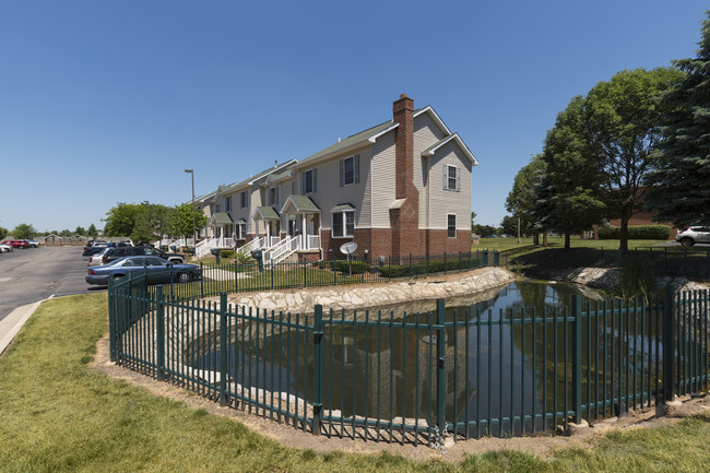 Building Photo - Wyndtree Townhomes