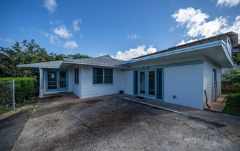 Building Photo - 99-905-905 Aiea Heights Dr
