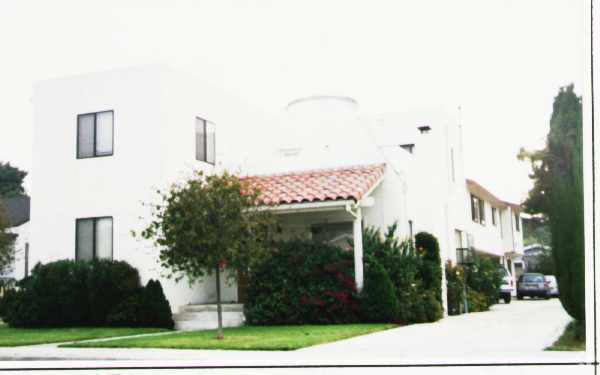 Building Photo - 478-480 482 Arcade Dr