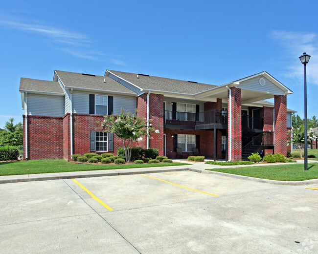 Foto principal - Livingston Oaks Apartments